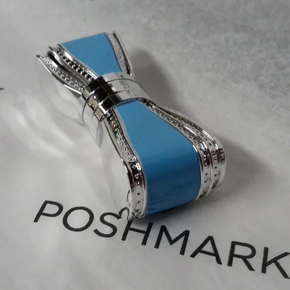 Handcrafted Mint Flavor Lip Balm Cute Bow Case Blue Sliver - Picture 5 of 7